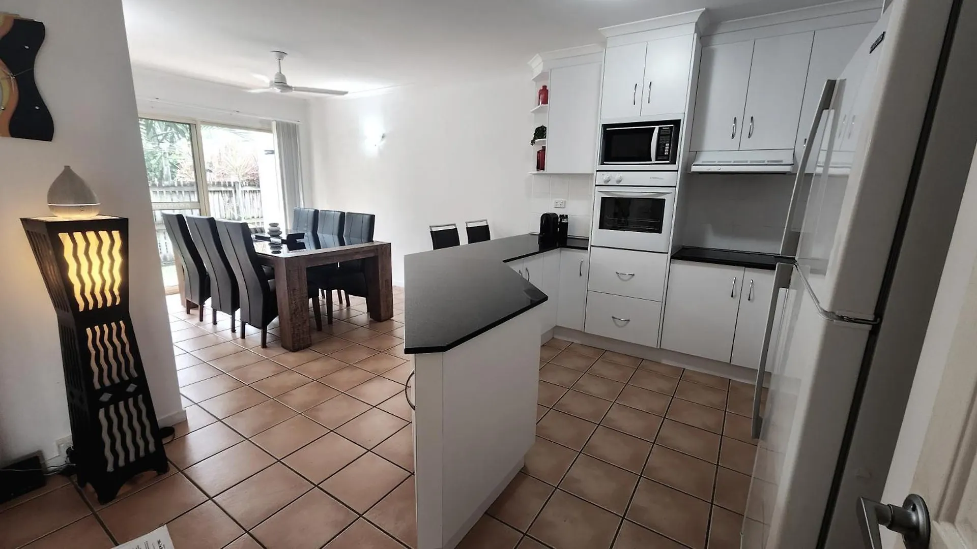 La Villa Pets Ok No Pet Without Calling Host Prior To Booking T&C Apply Διαμέρισμα Airlie Beach